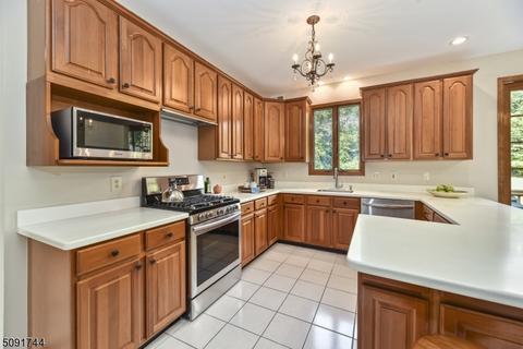 65 Fieldstone Rd, Montgomery, NJ 08558 photo 5