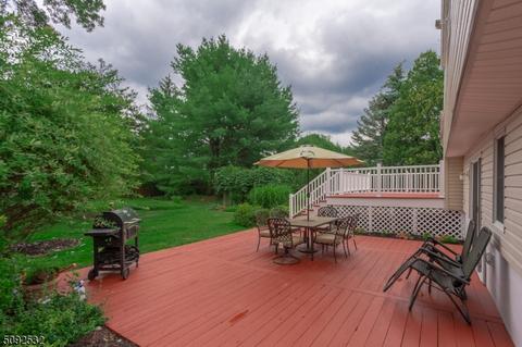 31 Garvey Rd, Wayne, NJ 07470 photo 4