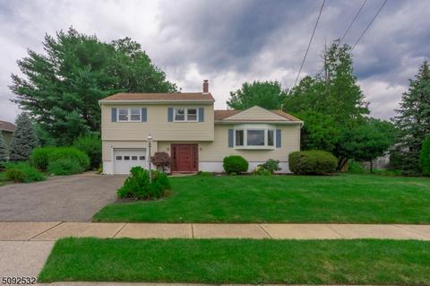 31 Garvey Rd, Wayne, NJ 07470 photo 1
