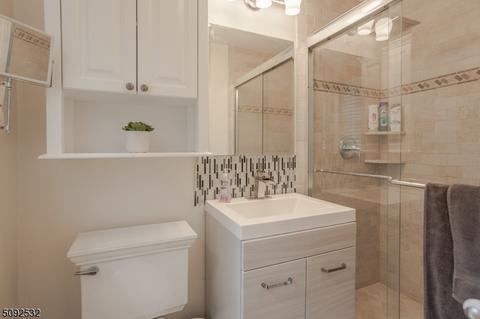 31 Garvey Rd, Wayne, NJ 07470 photo 31