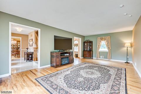 1 Hemlock Dr, Edison, NJ 08820 photo 37