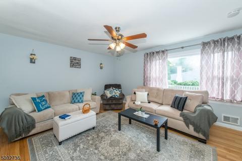 69 Ivanhoe Ter, Bloomfield, NJ 07003 photo 5
