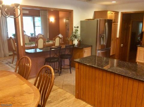 100 Freeway Ave, Hackettstown, NJ 07840 photo 6