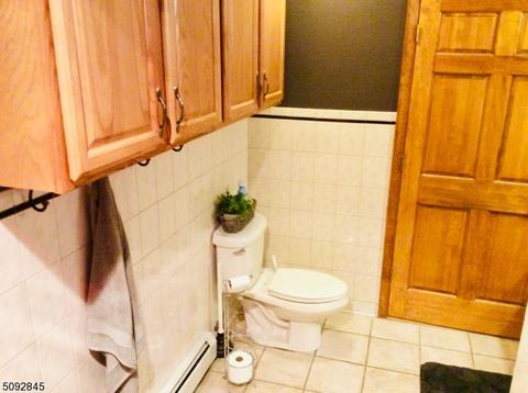 100 Freeway Ave, Hackettstown, NJ 07840 photo 15
