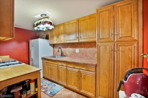 9 Leonard Pl, Dover, NJ 07801 photo 17