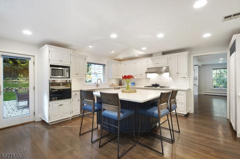 33 Bedford Rd, Summit, NJ 07901 photo 12