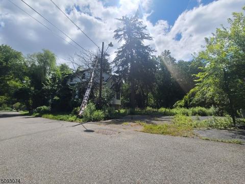 2 S Canal St, Wayne, NJ 07470 photo 3