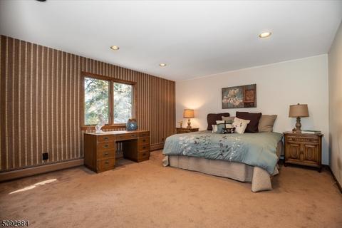 277 Purdue Ct, Paramus, NJ 07652 photo 24