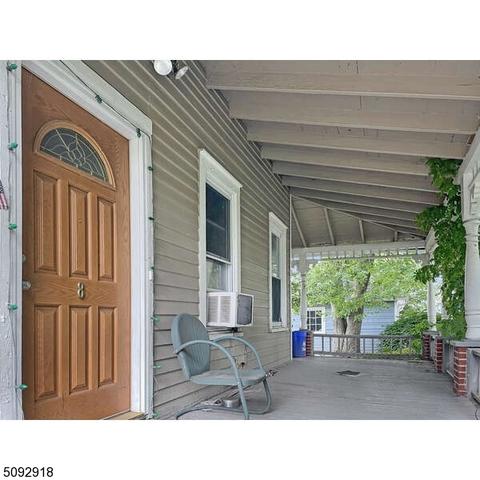 8 Regent St, North Plainfield, NJ 07060 photo 3