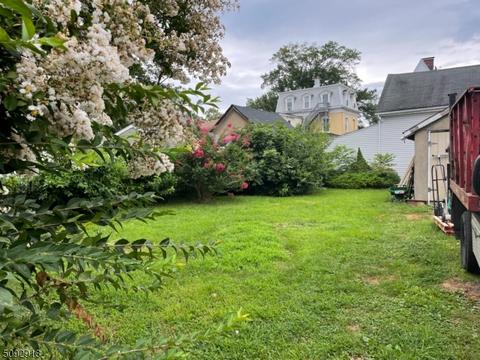 8 Regent St, North Plainfield, NJ 07060 photo 13