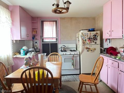 8 Regent St, North Plainfield, NJ 07060 photo 12