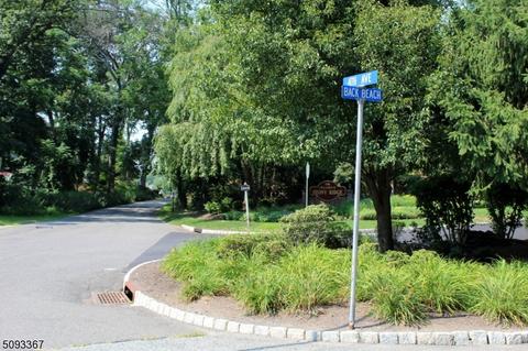 26 4th Ave, Wanaque Boro, NJ 07420 photo 15