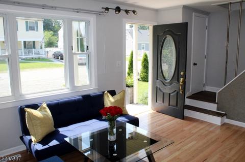 26 4th Ave, Wanaque Boro, NJ 07420 photo 2