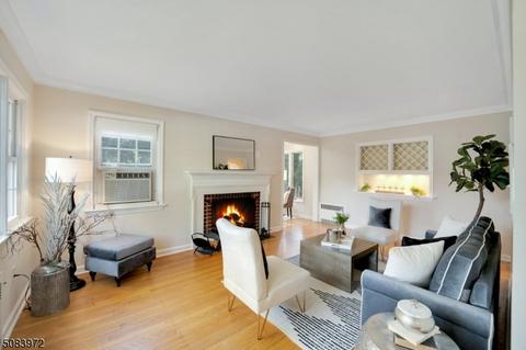 2 Kenneth Rd, Montclair, NJ 07043 photo 2