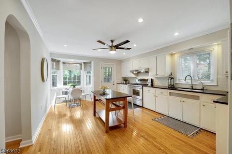 2 Kenneth Rd, Montclair, NJ 07043 photo 6