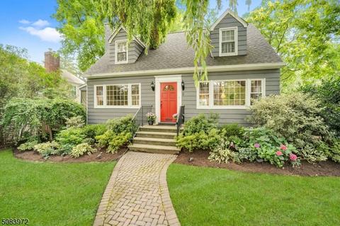 2 Kenneth Rd, Montclair, NJ 07043 photo 24