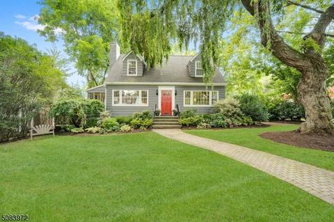 2 Kenneth Rd, Montclair, NJ 07043 photo 1