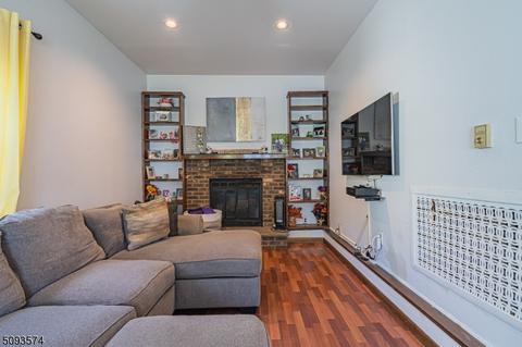 390 E Mcfarlan St, Dover, NJ 07801 photo 38