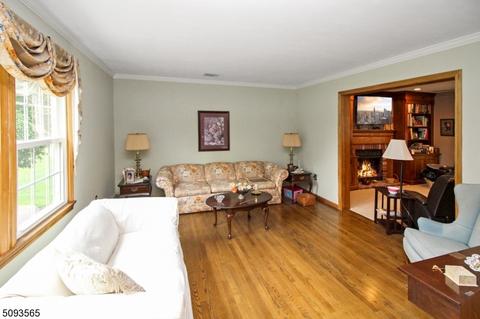 6 Fieldcrest Dr, Hackettstown, NJ 07840 photo 8