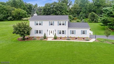 6 Fieldcrest Dr, Hackettstown, NJ 07840 photo 1