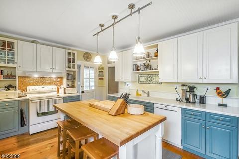 139 Main St, Hampton, NJ 08827 photo 7