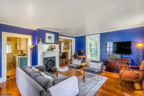 139 Main St, Hampton, NJ 08827 photo 3