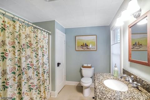 139 Main St, Hampton, NJ 08827 photo 15