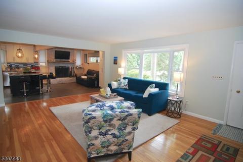 420 Timber Dr, Berkeley Heights, NJ 07922 photo 4