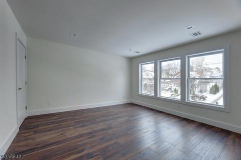 30 Hillside Ave, Nutley, NJ 07110 photo 18