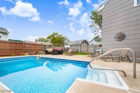 22 Nelson St, Middlesex, NJ 08846 photo 4