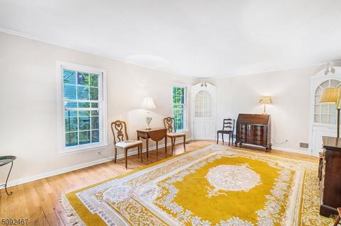 11 Carroll Dr, Mendham, NJ 07945 photo 3