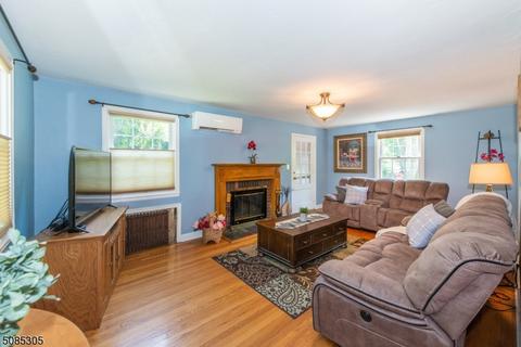 357 Diamond Hill Rd, Berkeley Heights, NJ 07922 photo 3
