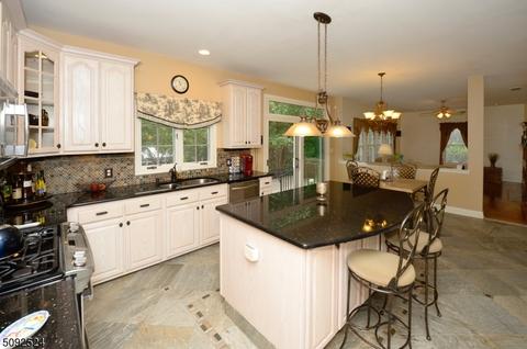 28 Split Rock Rd, North Haledon, NJ 07508 photo 9