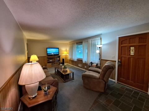 23 Rumana Rd, Wayne, NJ 07470 photo 2