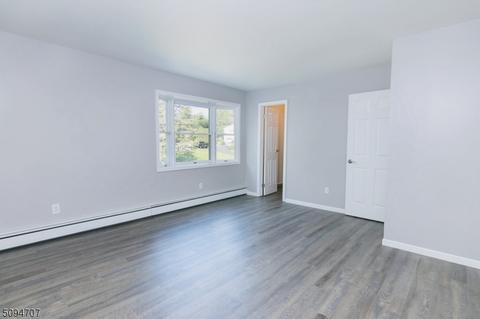 12 E Logan Rd, Randolph, NJ 07869 photo 3