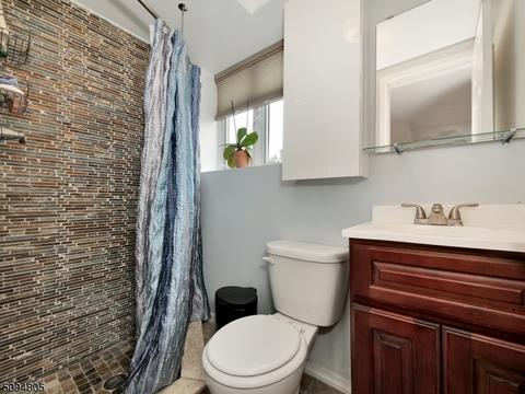 29 Pikeview Ter, Secaucus, NJ 07094 photo 16
