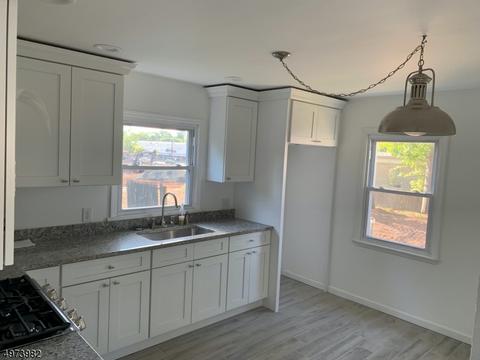 518 Terrill Rd, Plainfield, NJ 07062 photo 6