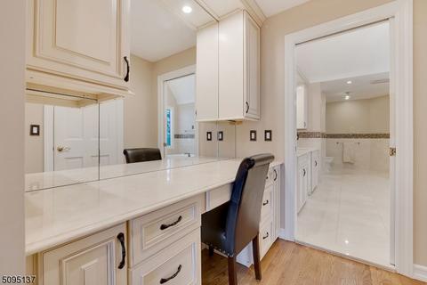 8 Shadow Ridge Run, Wayne, NJ 07470 photo 32