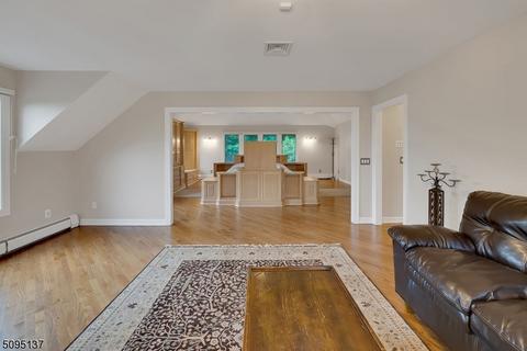 8 Shadow Ridge Run, Wayne, NJ 07470 photo 31