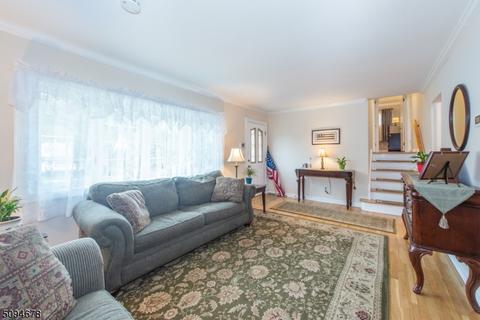 45 Taylor St, Dover, NJ 07801 photo 4