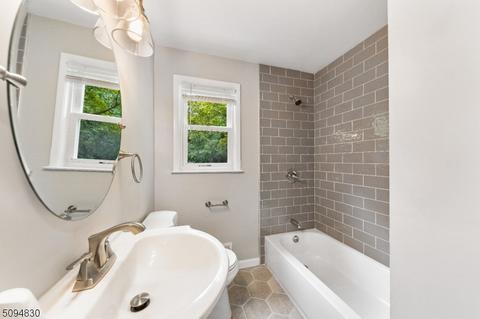 1425 Edwin Pl, Plainfield, NJ 07062 photo 4