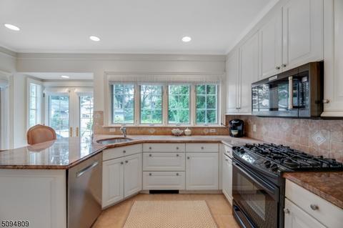 112 Summit Ave, Montclair, NJ 07043 photo 11