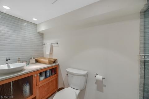 112 Summit Ave, Montclair, NJ 07043 photo 28
