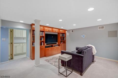 112 Summit Ave, Montclair, NJ 07043 photo 25