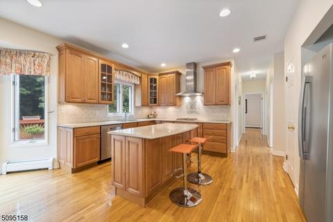 19 Meadow Bluff Rd, Morris Plains, NJ 07950 photo 10