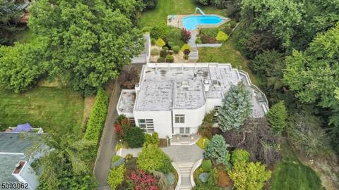 403 Parish Dr, Wayne, NJ 07470 photo 3