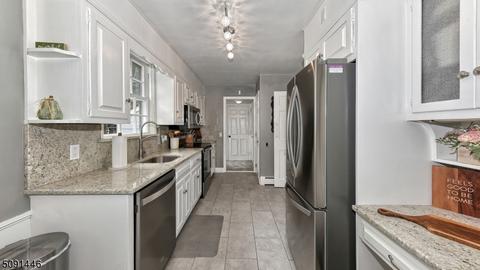 42 Wilson Ave, Wayne, NJ 07470 photo 10