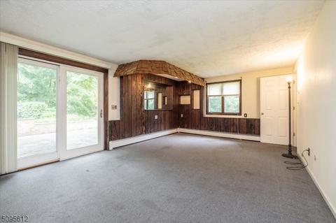 15 Daniel Ct, Saddle Brook, NJ 07663 photo 18