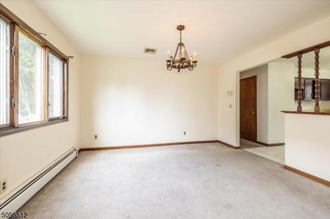15 Daniel Ct, Saddle Brook, NJ 07663 photo 8