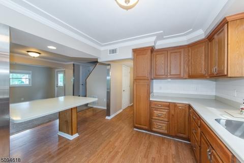 55 Doty Rd, Wanaque Boro, NJ 07420 photo 3